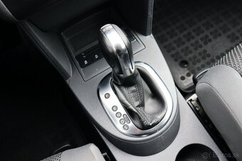 Volkswagen Touran 1.6 TDI Comfortline DSG - 17