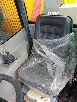 Samonakladací domiešavač ZHONGWEI ZWZG2200 - 17