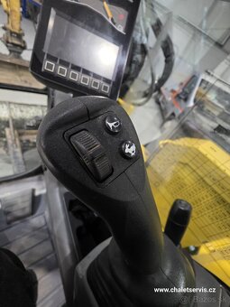 Pásový bagr CAT 308 CR, rok výroby 2019, 2803 mth, 3x lžíce - 17