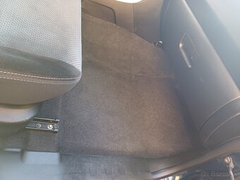 Suzuki Grand Vitara 1.9 TDi - 17