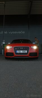 Rs5 r.v.2015 331kw V8 4.2fsi najeto 125tis servisovana - 17