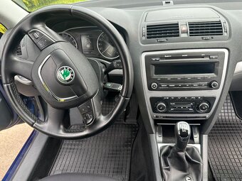 Škoda Octavia Combi 1.6 TDI CR Ambiente - 17