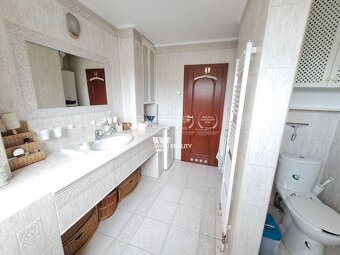 PRI HORSKOM PARKU priestranný zariadený 4-izbový byt s teras - 17