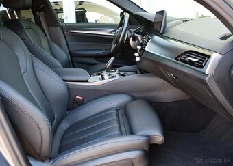 BMW Řada 5 530d xD M-SPORT TAŽNÉ ČR 210 kw - 17