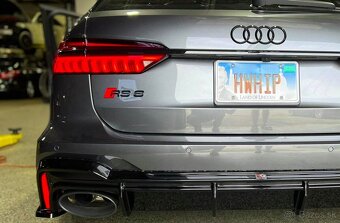 Napis logo znak AUDI na kufor / masku / blatniky - 17