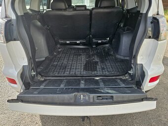 Mitsubishi Outlander 2,2 DiD 130kw 4x4 - 17