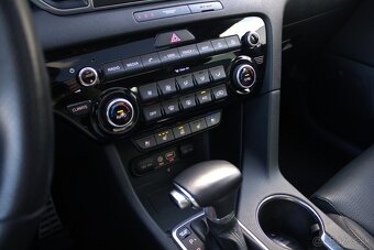 Kia Sportage 2.0 CRDi HP 4x4 4WD 185k AT7 GT-Line - 17