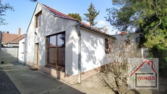 Rodinný dom s dvoma bytovými jednotkami Váhovce - 17