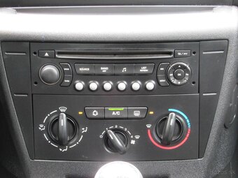 Citroën C4 1.6 HDi - splátka 80,-€, Malá spotreba - Nová STK - 17