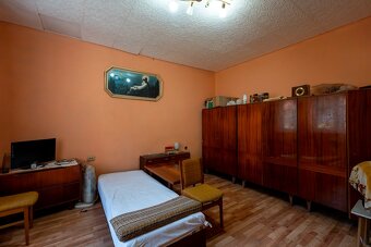 REZERVOVANÉ - RODINNÝ DOM S VEĽKÝM POZEMKOM V OBCI BELUŠA - 17