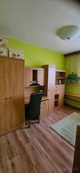 Na predaj ihneď nasťahovateľný 3 izbový byt na Vajanského ul - 17