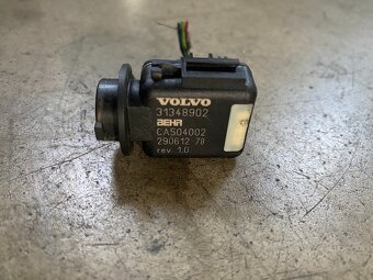 Rozpredam volvo XC60 I 2,4 d4 2008-2016 - 17