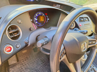 Honda Civic 2.2Cdti len 159tis km - 17