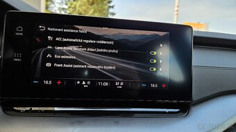 Škoda Octavia 2.0 TDI Team DSG LED NAVI VIRTUAL ACC - 17