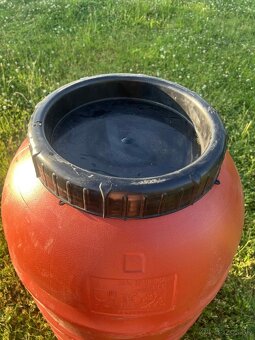 🛢️ Plastové sudy 30 l / 60 l / 120 l / 220 l - 17