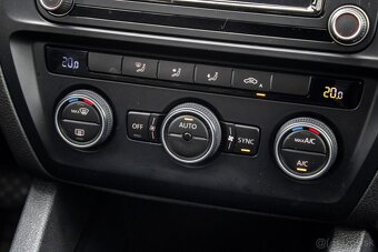 Volkswagen Jetta 1.2TSI 77kW 2018 /AJ NA SPLÁTKY/PROTIÚČET/ - 17