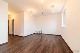 Novostavba Popradská, 77 + 14 m2 lodžia, 4.p. , sklad - 17