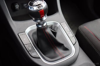 Hyundai i30 CW 1.5 T-GDi mHEV iMT N Line - 17