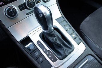 Volkswagen Passat Variant 2.0 TDI - 17