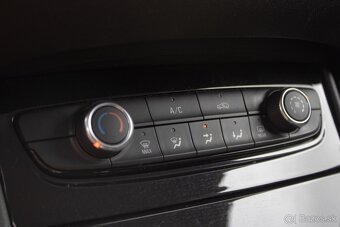Opel Grandland X 1.2 TURBO S&S Selection - 17