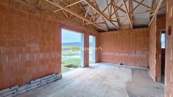 SUPER CENA: 3 izbový bungalov, hrubá stavba, Somorová Ves - 17