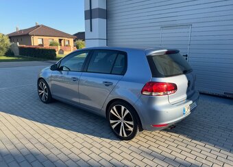 Volkswagen Golf mk6 VI 1.4TSI HIGHLINE s doplnkami - 17