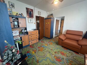 4-IZB BYT V BRATISLAVE plná vybavenosť - 17