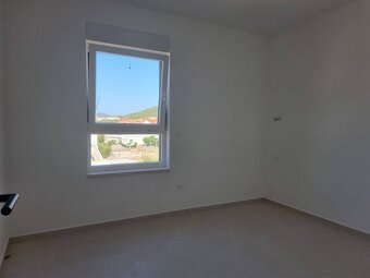 CHORVÁTSKO - 4 izbové apartmány s priestrannými pivnicami - - 17