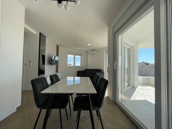 Apartmánový dom so 6-timi zariadenými apartmánmi /Chorvátsko - 17