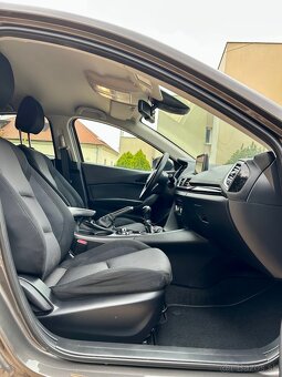 Mazda 3 2.2 Skyactive-D150 Revolution - 17