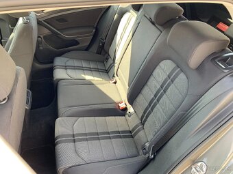 Volkswagen Golf 7 - 17