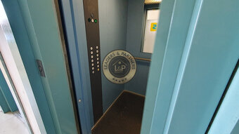 PREDAJ: 3 izb. byt 77 m2 s 2 balkónmi Slnečnica Novomeského - 17