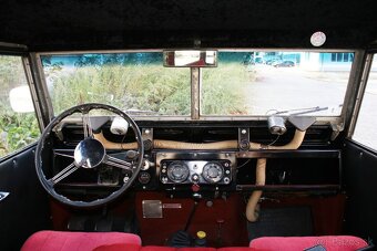 Land Rover Series 2 4x4 - 17