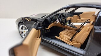 1:18 FERRARI 550 MARAMELLO AUTODROM - 17