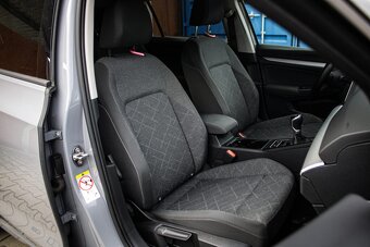 Volkswagen Golf Life 1.5 TGI Benzín + CNG - 17