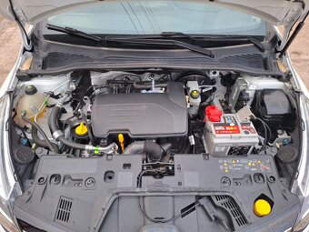 RENAULT CLIO Grandtour IV 1.2 16V SR - 17