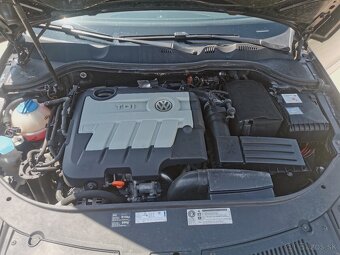 Volkswagen Passat B6 2.0tdi CR Highline DSG - 17