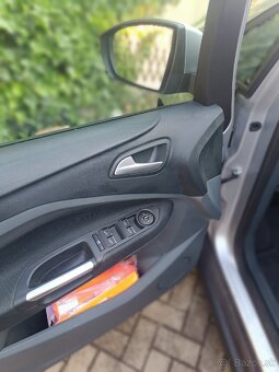 Predám Ford c max - 17