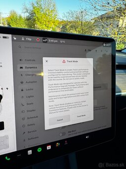 Tesla Model Y Performance 4x4 Plná Záruka 57t km Odpočet DPH - 17