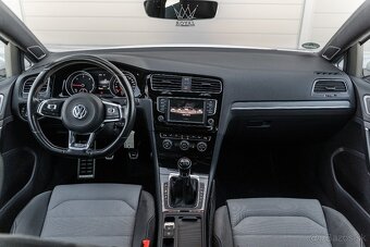 Volkswagen Golf 2.0 TDI 4MOTION DYNAUDIO R-Line - 17