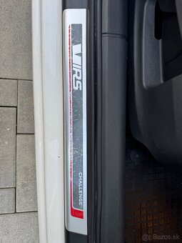 ŠKODA OCTAVIA 3 COMBI RS CHALLENG 2.0 TDI 135KW DSG - 17