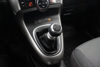 Toyota Verso 1.6 D-4D, 82kW (2015) - 17
