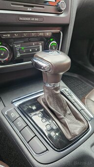 Škoda Superb 3.6 FSI V6 4x4 L&K DSG - 17