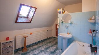 SLNEČNÝ RODINNÝ DOM BOJNICE - 17