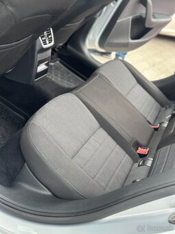 Škoda Octavia Combi 1.6 TDI 110k Style 4x4 - 17