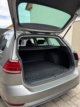 VOLKSWAGEN GOLF VARIANT, HIGHLINE, 1,5TSI, MANUÁL, 8/2019 - 17
