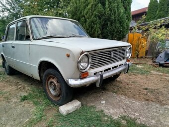 Predám dve auta Lada 2101 - 17