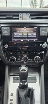 Škoda Octávia DSG M 2017 - 17