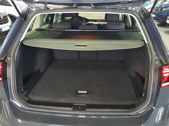 Volkswagen Passat Variant 1.5 TSI ACT Business DSG - 17