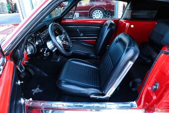 Ford Mustang Fastback 5.0 V8 , modelový rok 1967 - 17